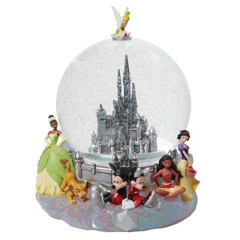 Disney Showcase - Figurine Blanche-Neige avec pomme empoisonnée D100